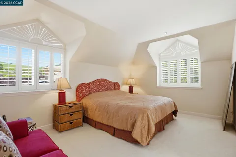 $2,995,000 | 45 Merrill Circle North, Moraga, CA 94556