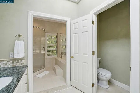 $2,995,000 | 45 Merrill Circle North, Moraga, CA 94556