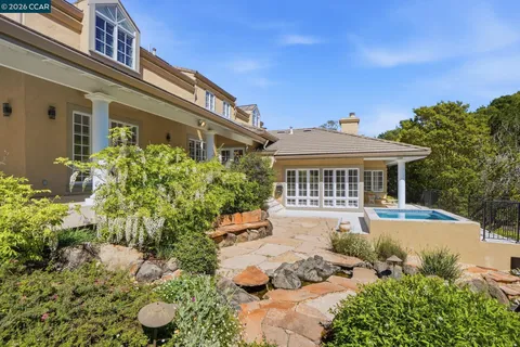 $2,995,000 | 45 Merrill Circle North, Moraga, CA 94556