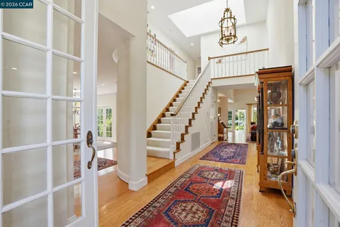 $2,995,000 | 45 Merrill Circle North, Moraga, CA 94556