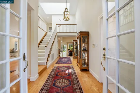 $2,995,000 | 45 Merrill Circle North, Moraga, CA 94556