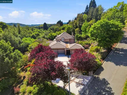 $2,995,000 | 45 Merrill Circle North, Moraga, CA 94556