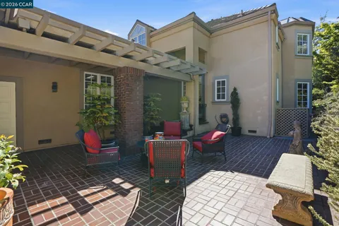 $2,995,000 | 45 Merrill Circle North, Moraga, CA 94556