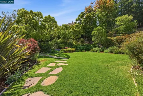 $2,995,000 | 45 Merrill Circle North, Moraga, CA 94556