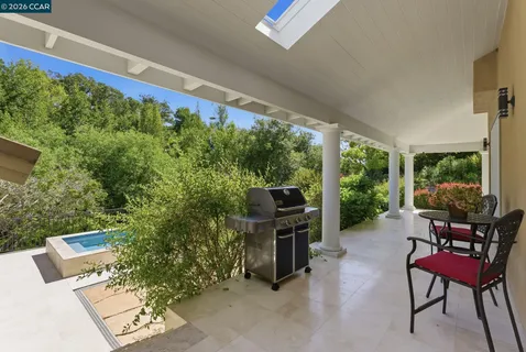 $2,995,000 | 45 Merrill Circle North, Moraga, CA 94556
