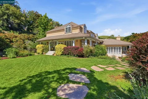$2,995,000 | 45 Merrill Circle North, Moraga, CA 94556