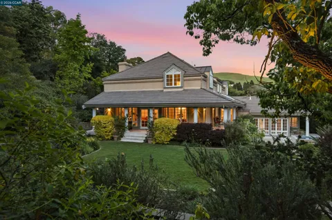 $2,995,000 | 45 Merrill Circle North, Moraga, CA 94556