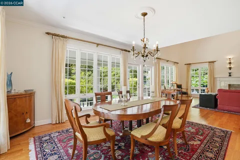 $2,995,000 | 45 Merrill Circle North, Moraga, CA 94556