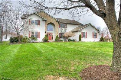 362 Medway Road Highland Heights, OH 44143 - Photo 1 of 1
