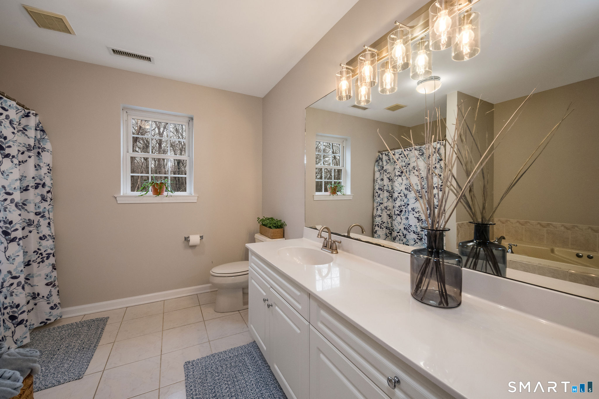 110 Clapboard Hill Road Guilford, CT 06437 - Photo 18 of 31