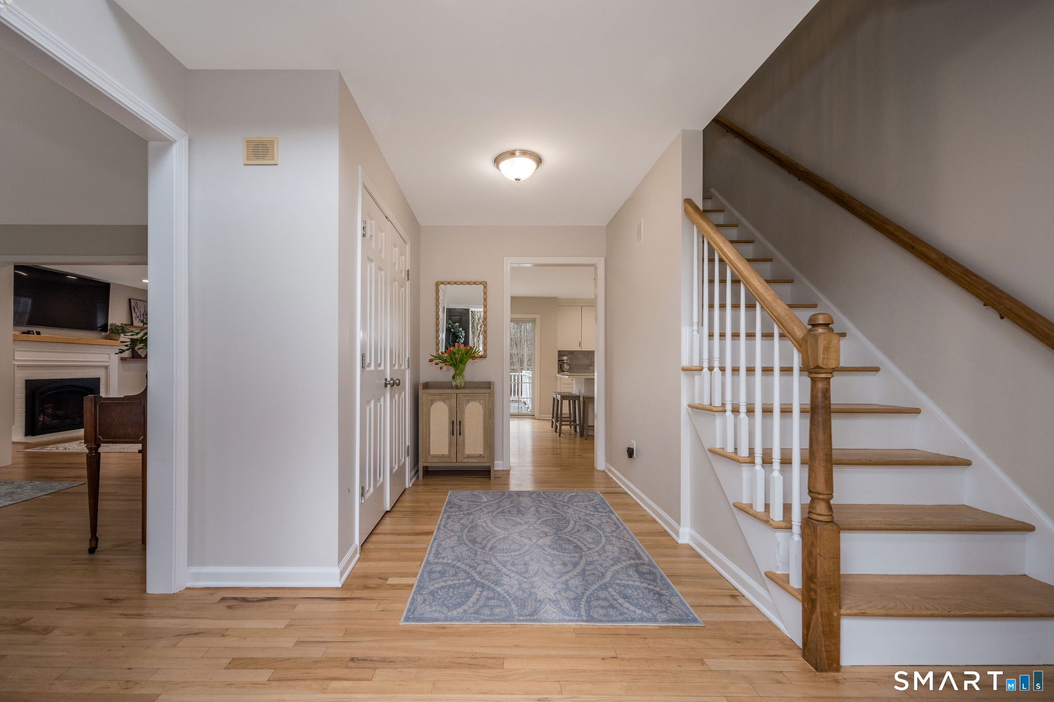 110 Clapboard Hill Road Guilford, CT 06437 - Photo 3 of 31