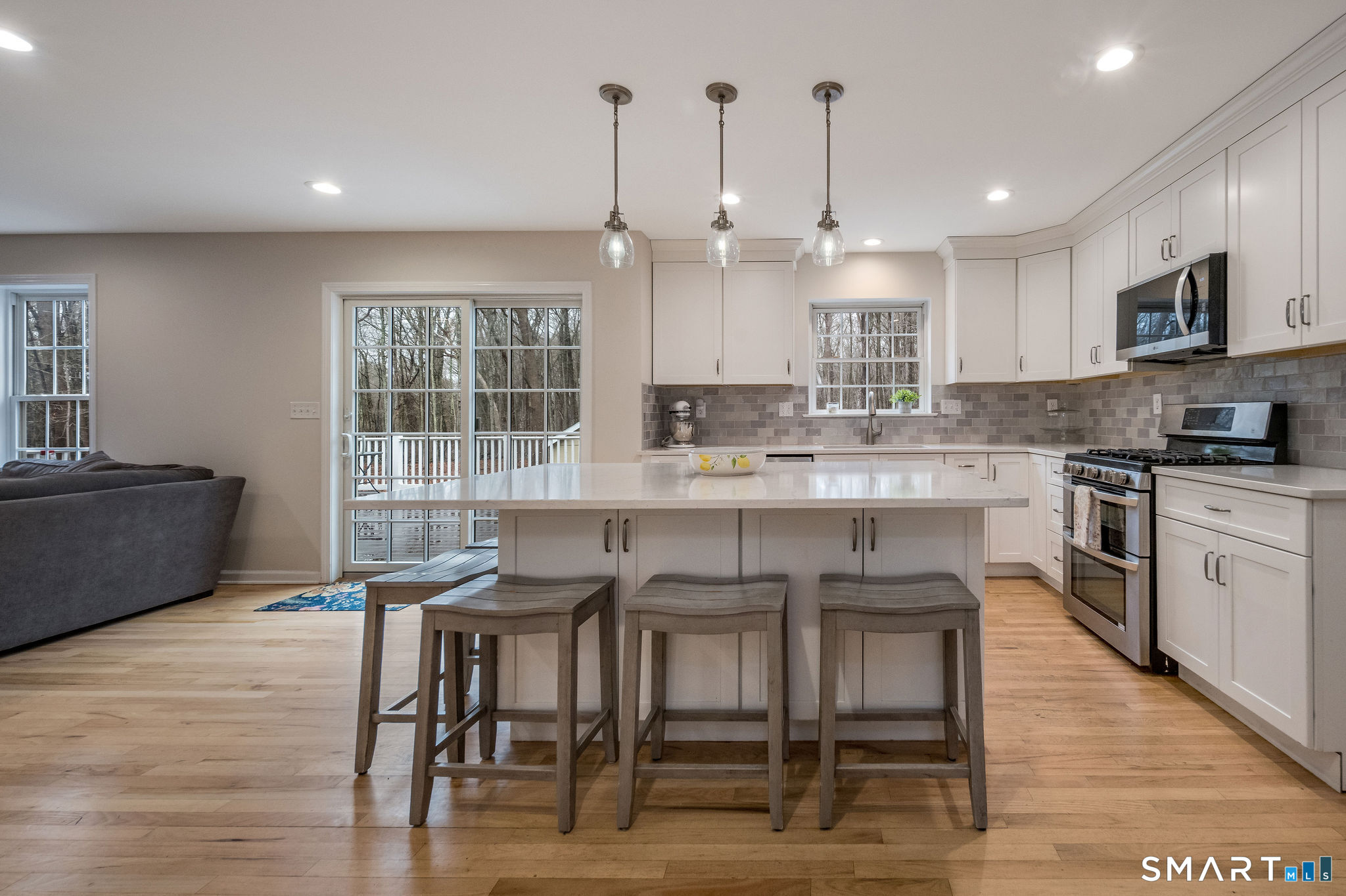 110 Clapboard Hill Road Guilford, CT 06437 - Photo 5 of 31