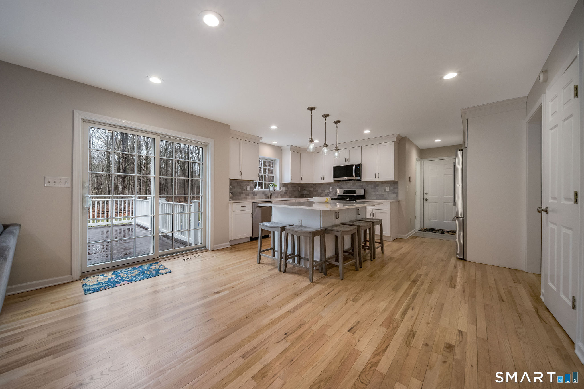 110 Clapboard Hill Road Guilford, CT 06437 - Photo 9 of 31