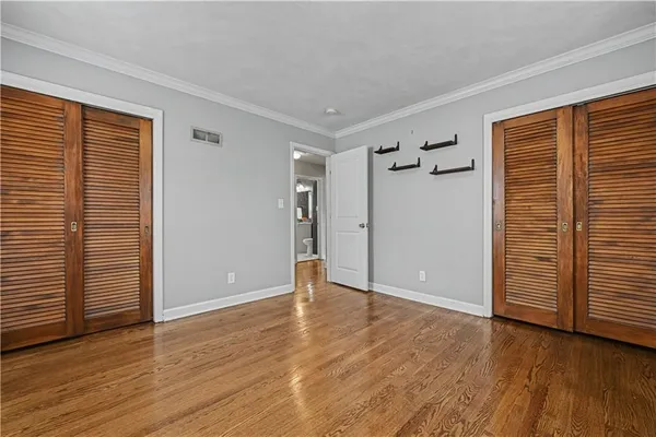 $435,000 | 5645 Russell Street, Mission, KS 66202
