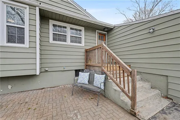 $435,000 | 5645 Russell Street, Mission, KS 66202