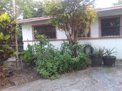 $630,000 | 5300 Southwest 103rd Place, Miami, FL 33165