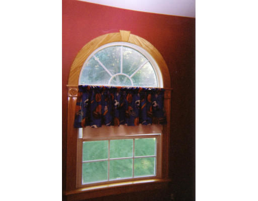 136 Tannery Road Westfield, MA 01085 - Photo 13 of 16 Gallery Image 13