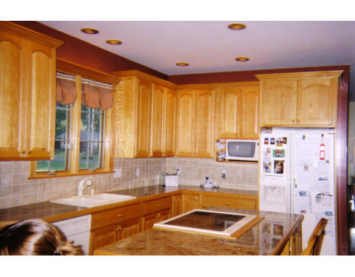 136 Tannery Road Westfield, MA 01085 - Photo 3 of 16 Gallery Image 3