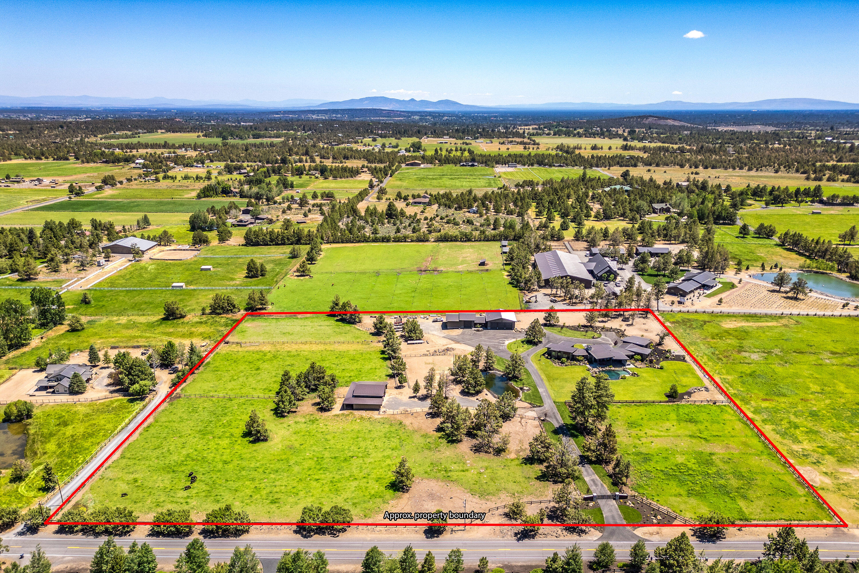 65040 Collins Road Bend, OR 97703 - Photo 50 of 57 47