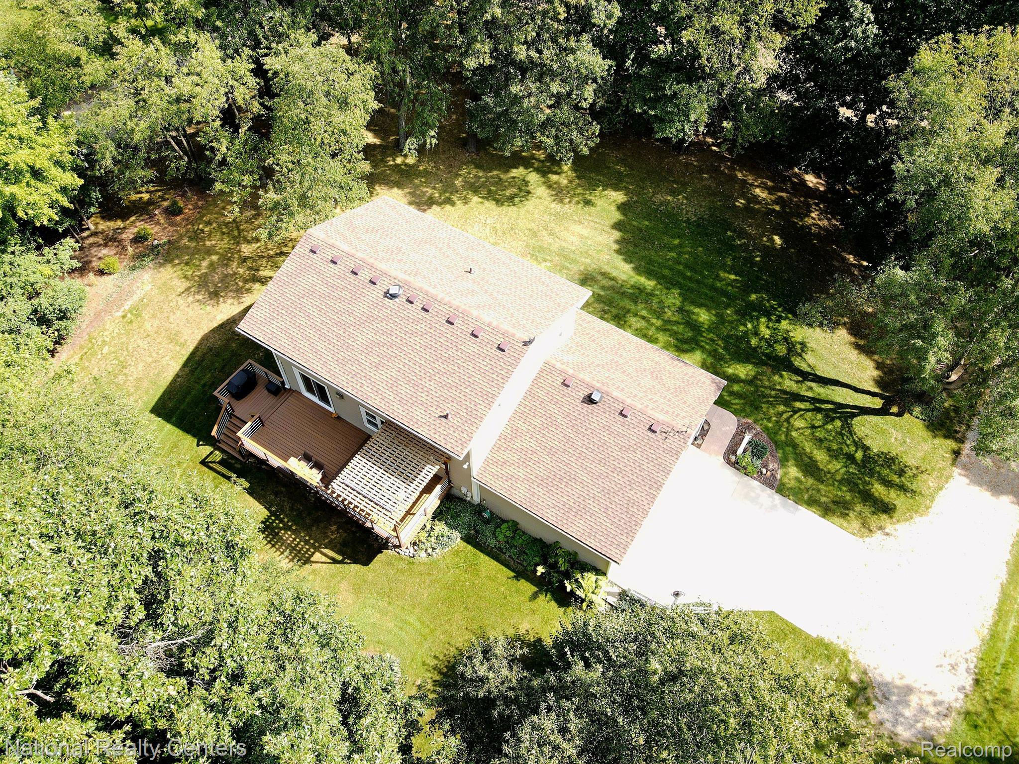 9921 North Eston Road Clarkston, MI 48348 - Photo 34 of 37 Gallery Image 34