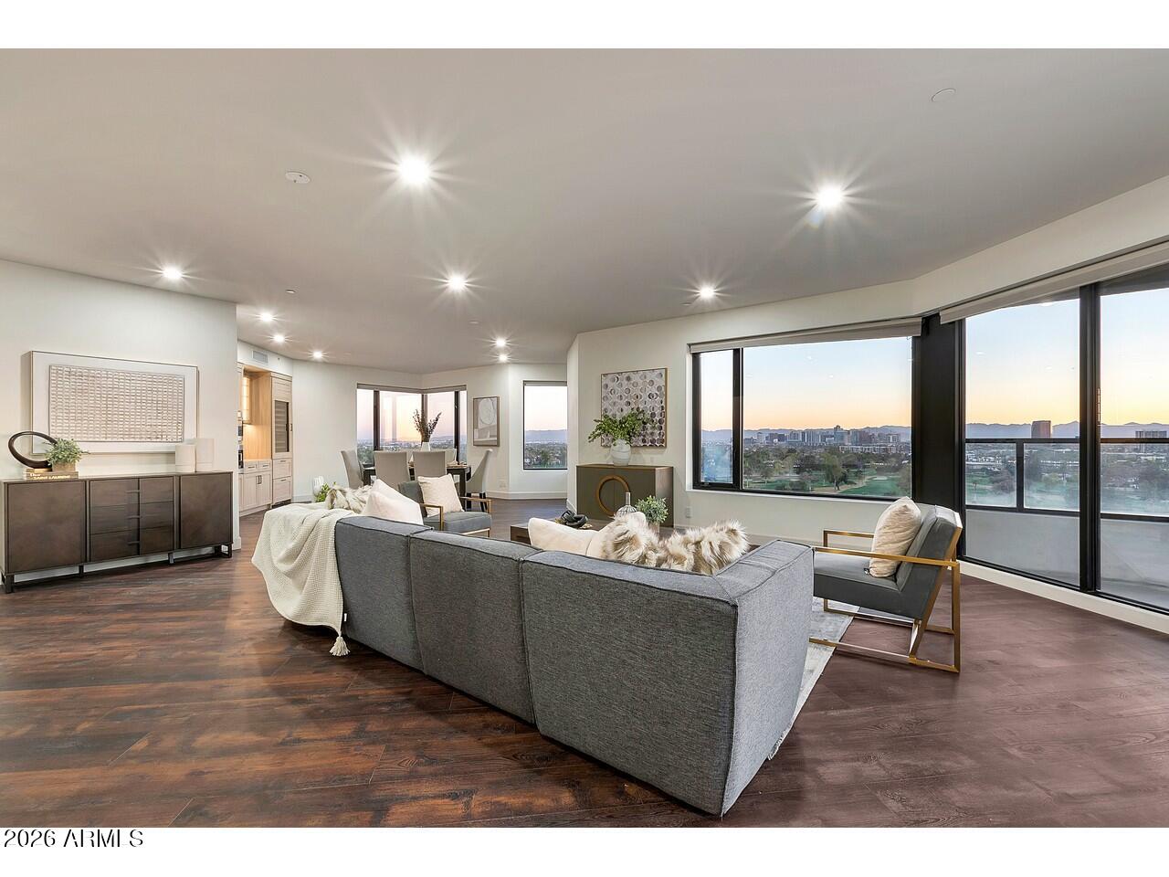 1040 East Osborn Road, Unit 1004 Phoenix, AZ 85014 - Photo 12 of 94 Osborn_48