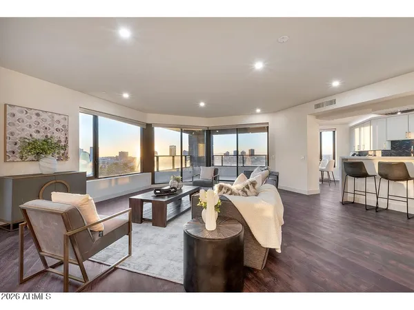 $1,100,000 | 1040 East Osborn Road, Unit 1004, Phoenix, AZ 85014