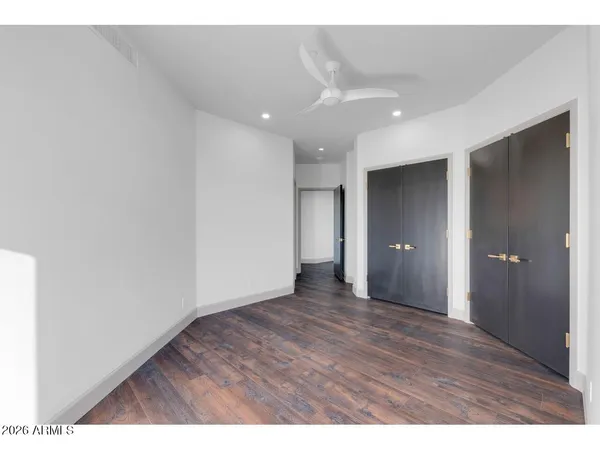 $1,100,000 | 1040 East Osborn Road, Unit 1004, Phoenix, AZ 85014