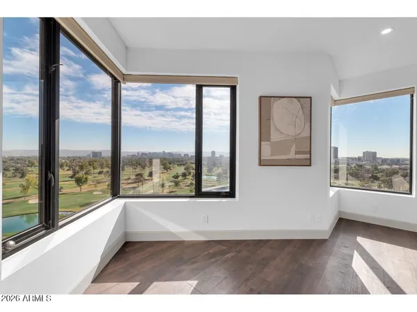 $1,100,000 | 1040 East Osborn Road, Unit 1004, Phoenix, AZ 85014