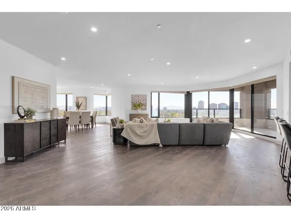 $1,100,000 | 1040 East Osborn Road, Unit 1004, Phoenix, AZ 85014