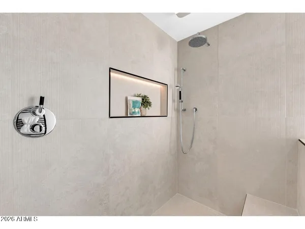$1,100,000 | 1040 East Osborn Road, Unit 1004, Phoenix, AZ 85014
