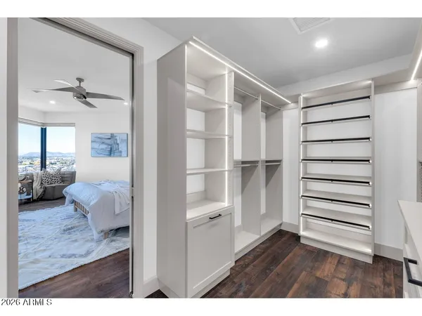 $1,100,000 | 1040 East Osborn Road, Unit 1004, Phoenix, AZ 85014