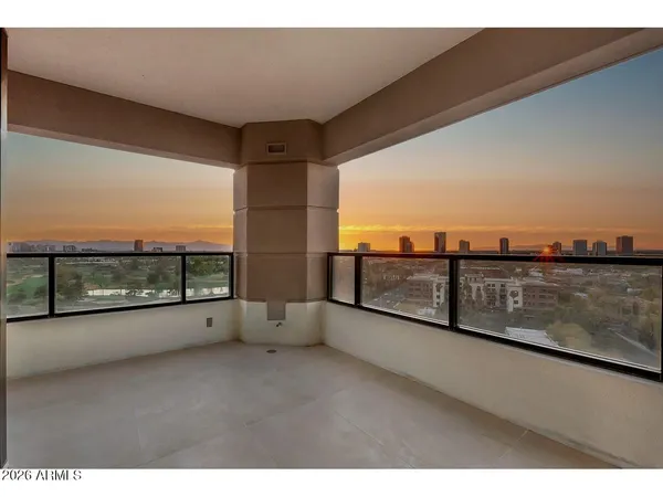 $1,100,000 | 1040 East Osborn Road, Unit 1004, Phoenix, AZ 85014