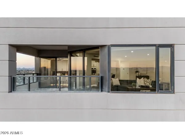 $1,100,000 | 1040 East Osborn Road, Unit 1004, Phoenix, AZ 85014