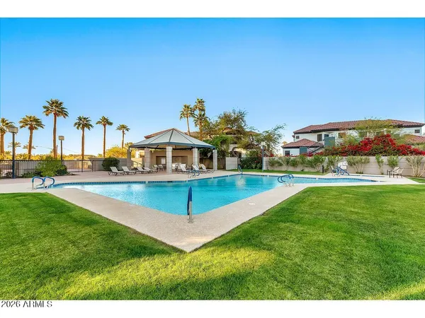 $1,100,000 | 1040 East Osborn Road, Unit 1004, Phoenix, AZ 85014