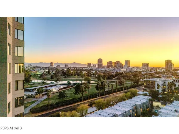 $1,100,000 | 1040 East Osborn Road, Unit 1004, Phoenix, AZ 85014