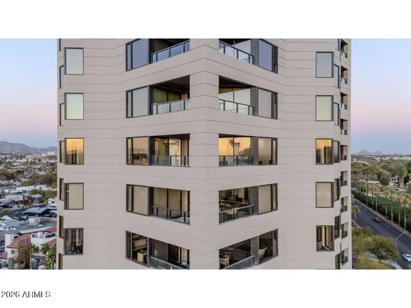 $1,100,000 | 1040 East Osborn Road, Unit 1004, Phoenix, AZ 85014