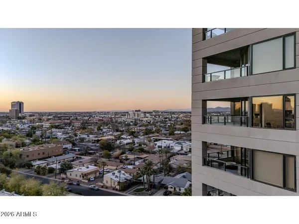 $1,100,000 | 1040 East Osborn Road, Unit 1004, Phoenix, AZ 85014