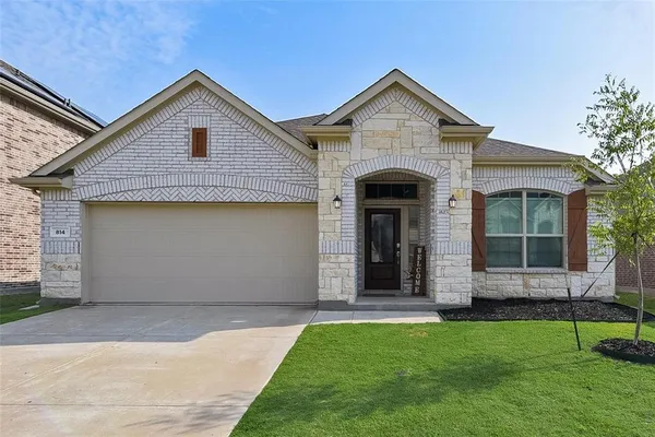 $2,200 | 814 Bluewood Street, Princeton, TX 75407