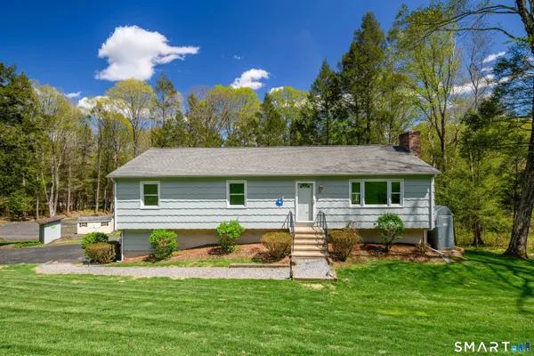 $475,000 | 202 Grasslands Road, Southbury, CT 06488