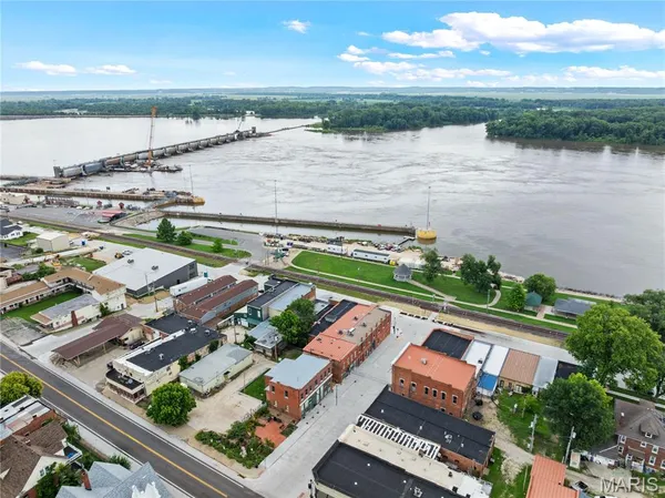 $249,000 | 101 North 1st Street, Clarksville, MO 63336