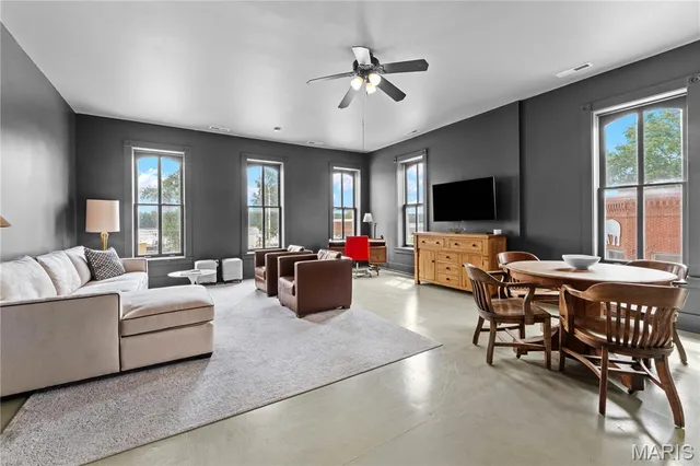 $249,000 | 101 North 1st Street, Clarksville, MO 63336