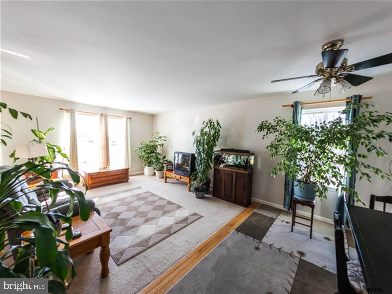 1080 Gora Road South York, PA 17404 - Photo 4 of 35 Gallery Image 4