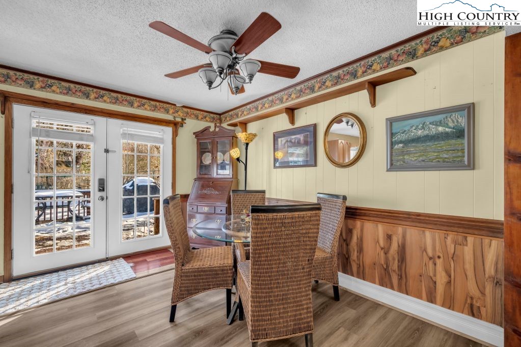 6670 Hickory Nut Gap Road Banner Elk, NC 28604 - Photo 17 of 44