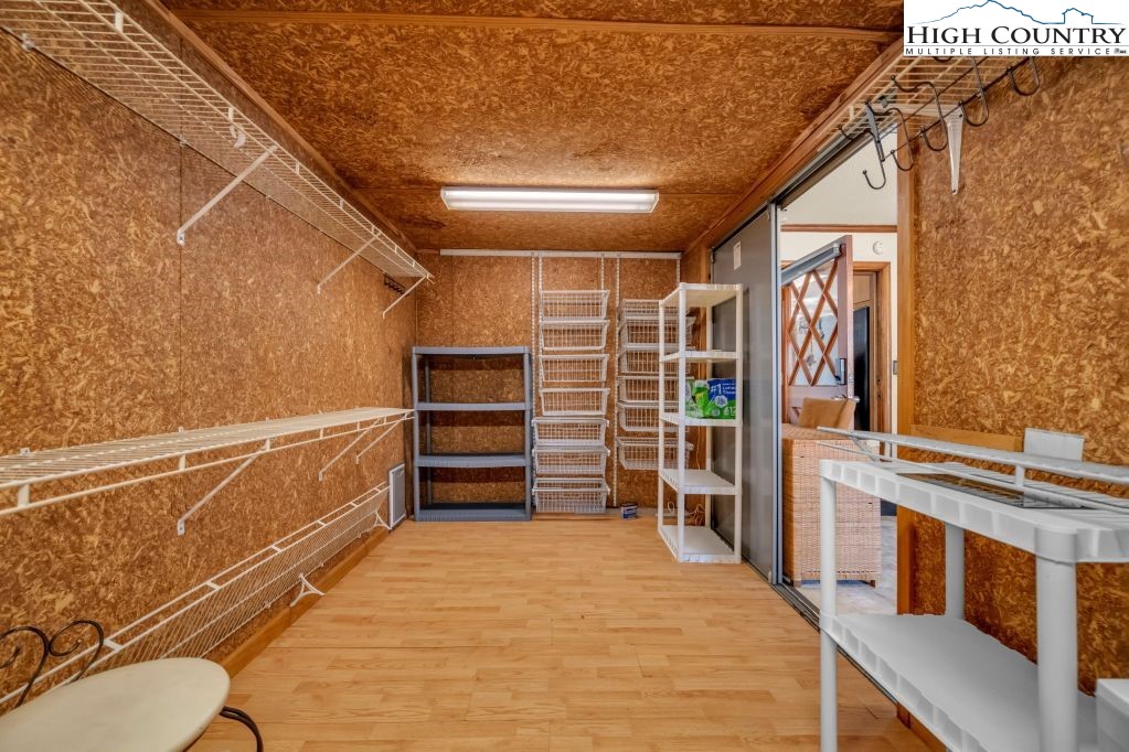 6670 Hickory Nut Gap Road Banner Elk, NC 28604 - Photo 23 of 44