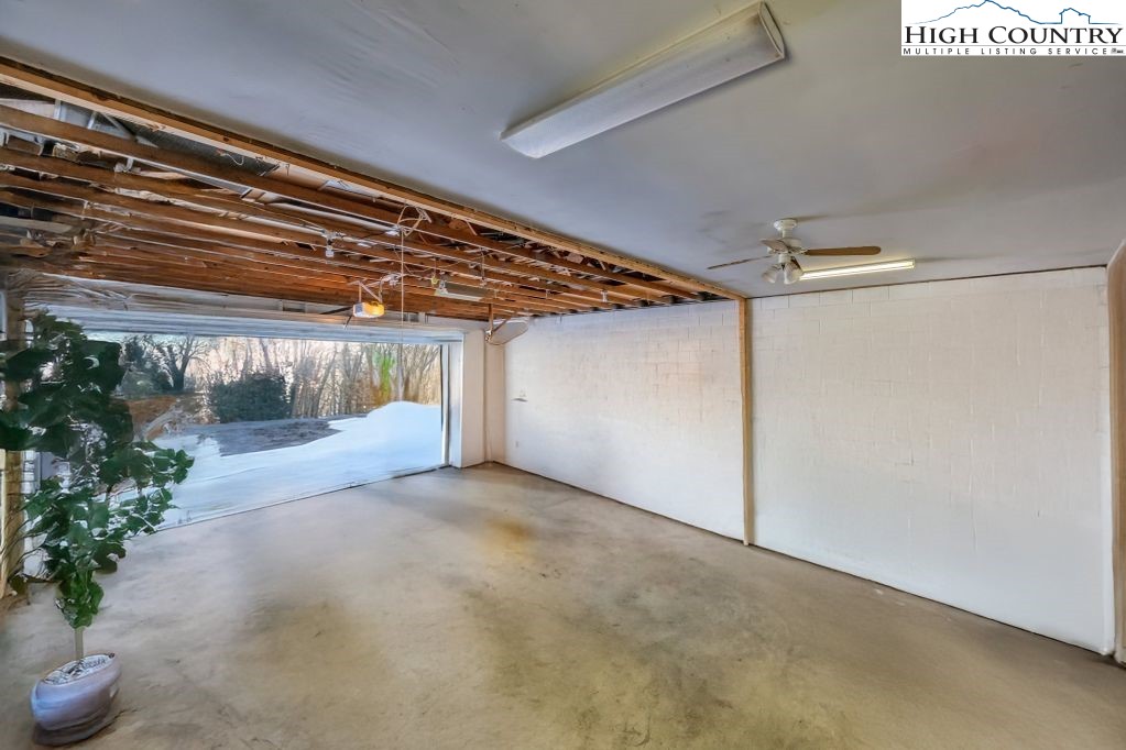 6670 Hickory Nut Gap Road Banner Elk, NC 28604 - Photo 37 of 44