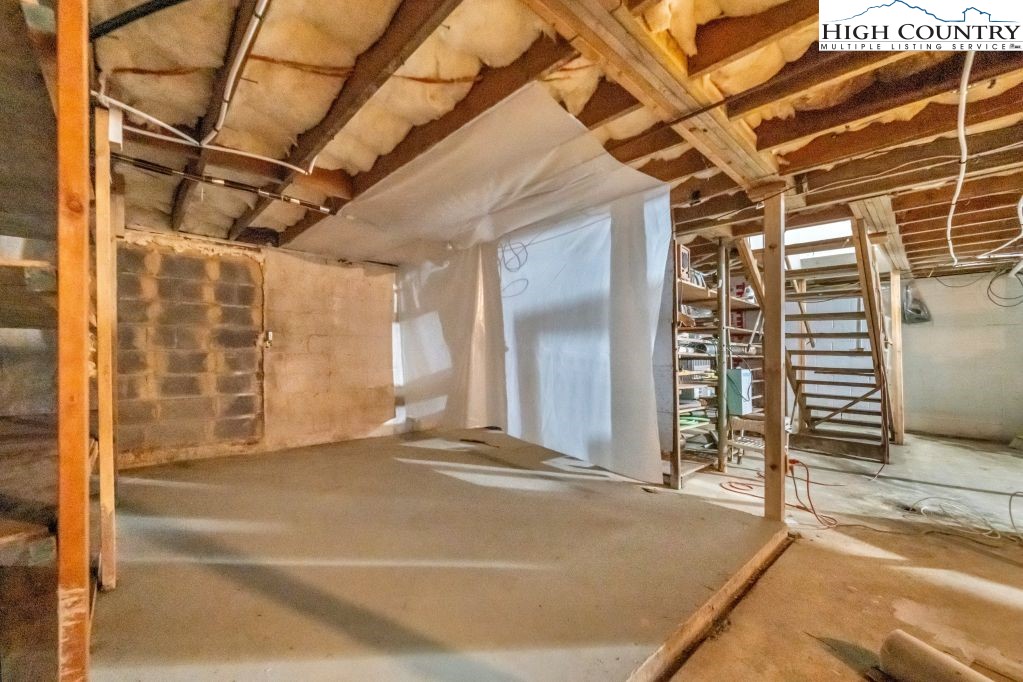 6670 Hickory Nut Gap Road Banner Elk, NC 28604 - Photo 40 of 44