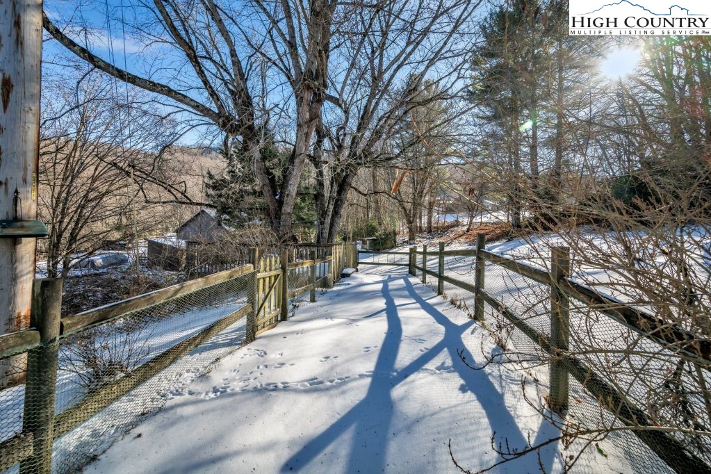 6670 Hickory Nut Gap Road Banner Elk, NC 28604 - Photo 7 of 44