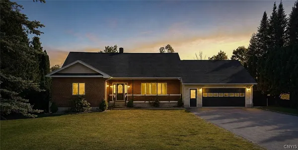 $399,900 | 9864 Morgan Road, Marcy, NY 13403