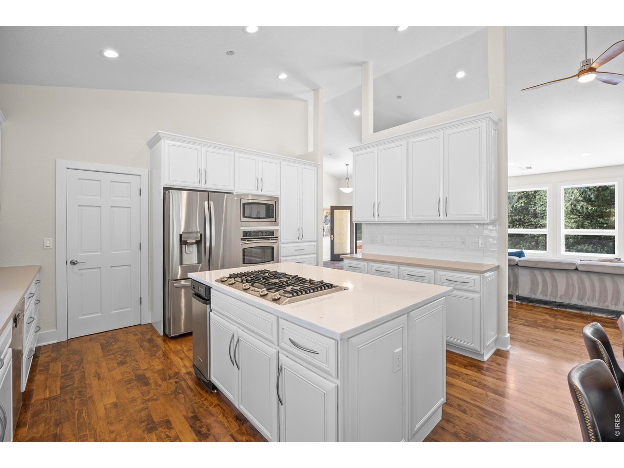 738 Wagonwheel Gap Road Boulder, CO 80302 - Photo 15 of 46