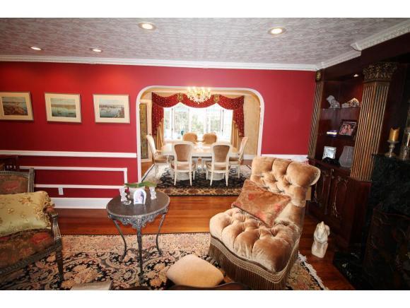 1301 Harbor Road Hewlett Harbor, NY 11557 - Photo 7 of 22